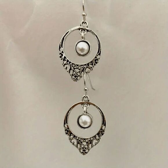 Silver Pearl Round Filigree Dangle Earrings - Picture 2 of 5